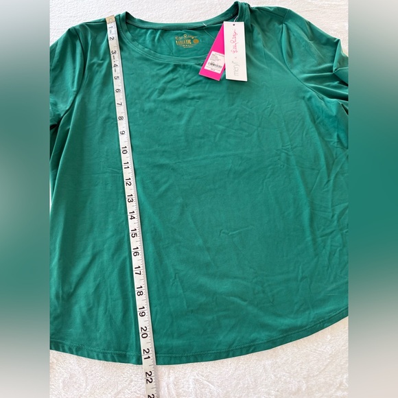 Lilly Pulitzer luxletic evergreen emerie active tee UPF 50+ long sleeve large - Picture 5 of 8